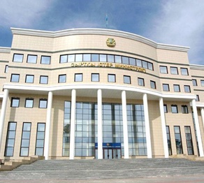 Казахстан выступает за мирные формы выхода Украины из кризиса