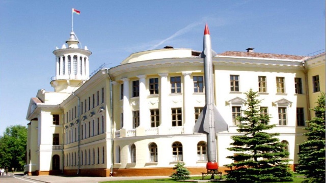 70 казахстанских военнослужащих получили дипломы Военной академии Беларуси