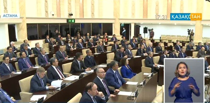 Сенат жаңа құрамда жұмысқа кірісті