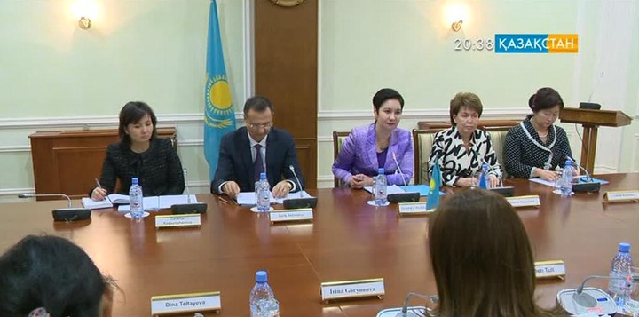 Мемлекеттік хатшы Стивен Туллмен кездесті