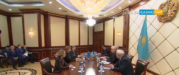 Қабиболла Жақыпов Еуропарламент делегациясының басшысымен кездесті