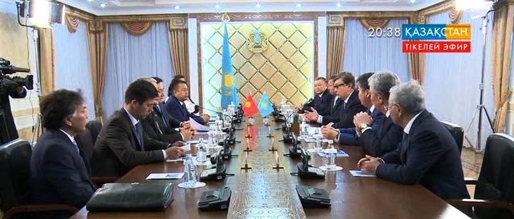 Қасым-Жомарт Тоқаев Қырғыз Республикасы Жогорку кенеш төрағасы Асылбек Жээнбековпен кездесті