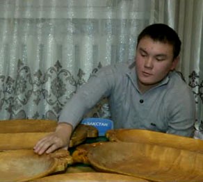 Әке көрген оқ жонар