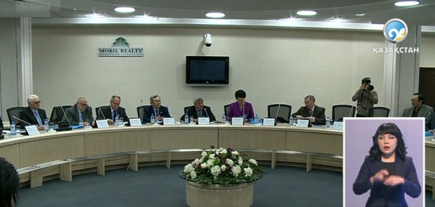 Тілін білмеген түбін білмейді