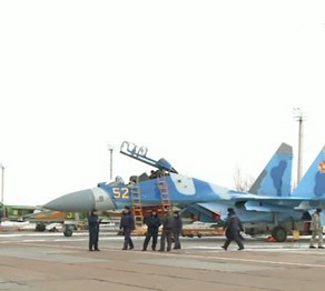 Әуе базасы ұшқыштармен толықты