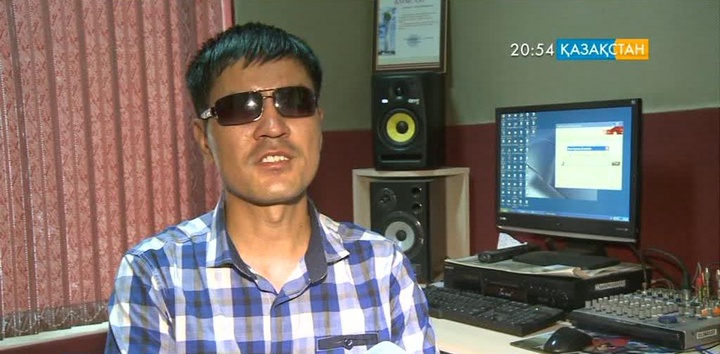 Спорт пен сазгерлікті жанына серік еткен зағип жан