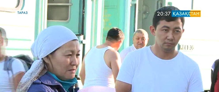 Елге үлгі Ережеповтер  отбасы  ауылына оралды