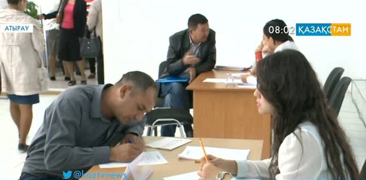 Атырауда бос жұмыс орындарының жәрмеңкесі өтті