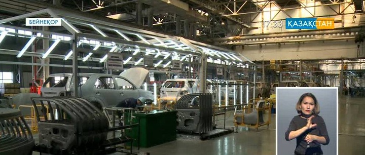 Мемлекеттік мекемелерді отандық көлікке отырғызуды заңмен реттеу керек