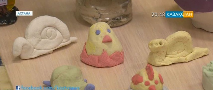 Астанада қолөнер бұйымдарының қайырымдылық көрмесі өтті