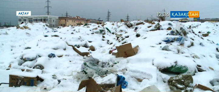 Ақтау көшелерінде медициналық қалдықтар шашылып жатыр