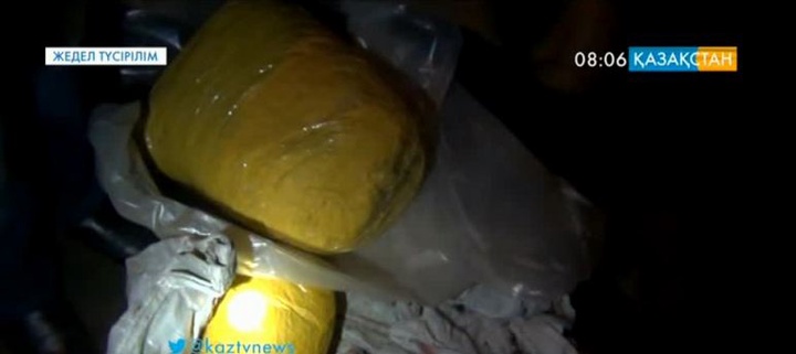 Семейлік тұрғыннан 15 келі есірткі тәркіленді