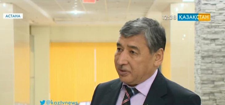 «Мемлекеттілік және тіл» тақырыбы талқыға түсті