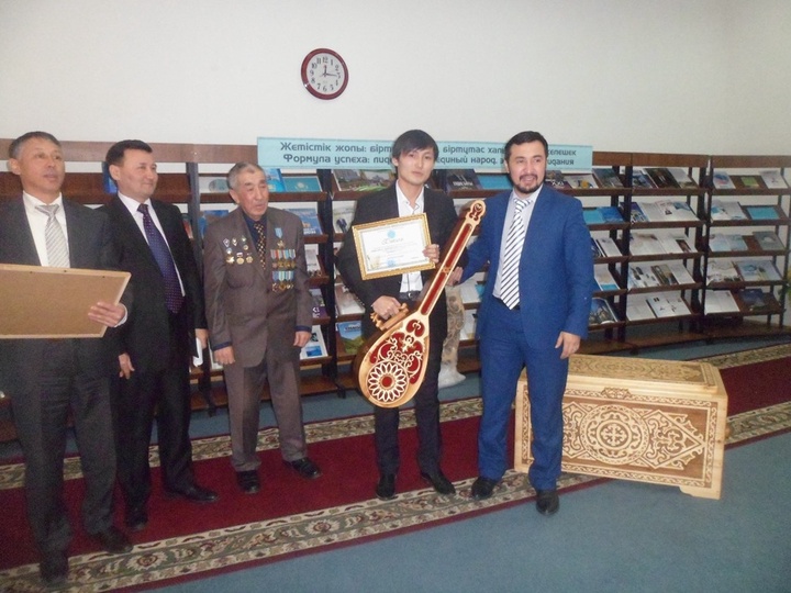 Көкшетауда Тәуелсіздік күніне орай ақындар сайысы өтті