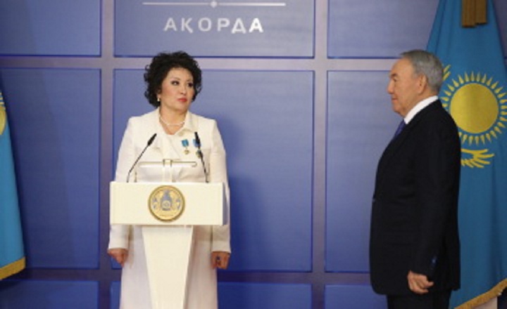 Мемлекет басшысы Айман Мұсақожаеваға «Қазақстанның Еңбек Ері» атағын табыстады