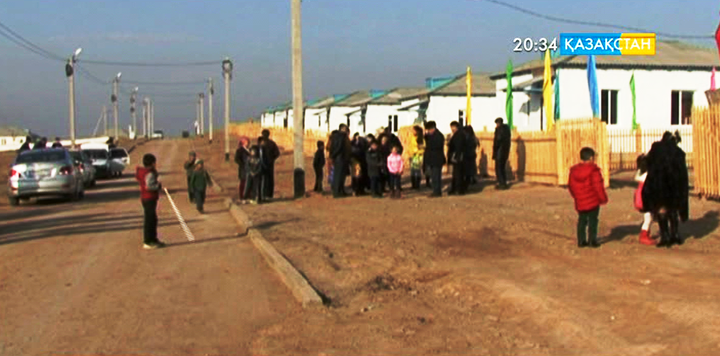 Шардара ауданында 10 үйдің құрылысы аяқталды