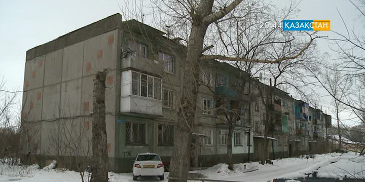Өскемендегі көпқабатты үйдің тұрғындары пәтерлерін пешпен жылытып отыр