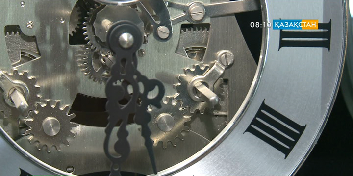 Сағат тілін сөйлеткен шебер Ахмет Төлеубай