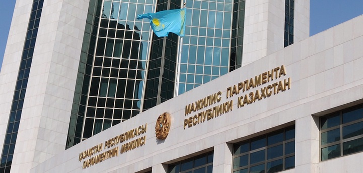 Сенат депутаттары Мемлекет басшысына Үндеу жолдады