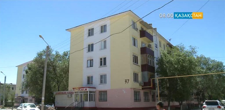 Атыраудағы №3 ықшам ауданындағы көпқабатты үйдің тұрғындары «Терможаңғырту» бағдарламасының азабын тартуда