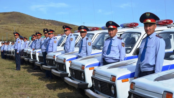Еліміздің тәртіп сақшылары төл мерекелерін атап өтуде