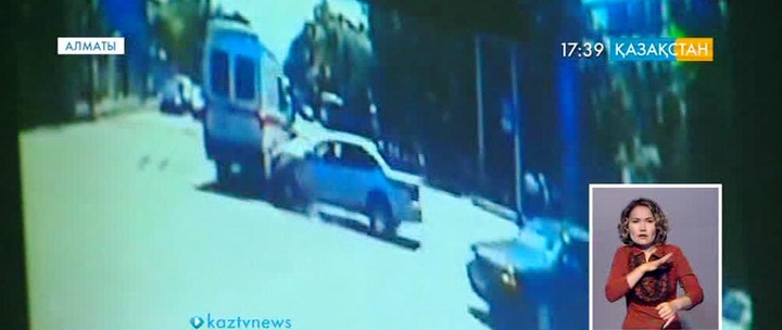 Алматыда жедел жәрдемді жолынан қалдырған азамат жазасын алды