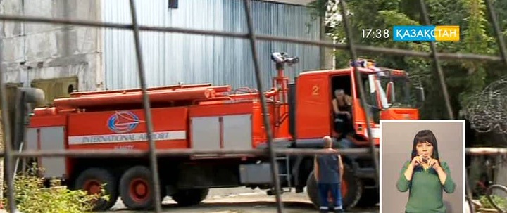 Алматыда резиналы дөңгелектер сақтайтын қойма өртенді