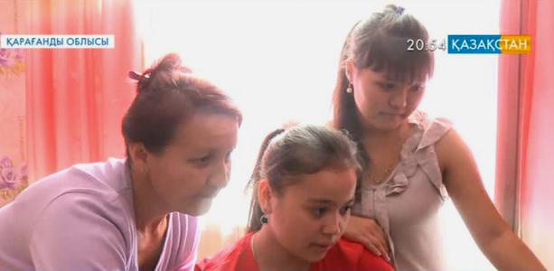 Қарағандыда төрт баланы асырап алған Ысқақовтар отбасы тұрады