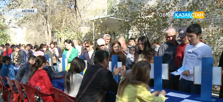Ақтөбеде бос орындар жәрмеңкесі тұрақты түрде өткізіліп келеді