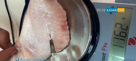 Руслан Шәріпов: Ресей мен Украинадан енгізілген құс еті арзан болғанымен денсаулыққа зиян