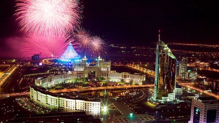 Астана бүгін 16 жасқа толды