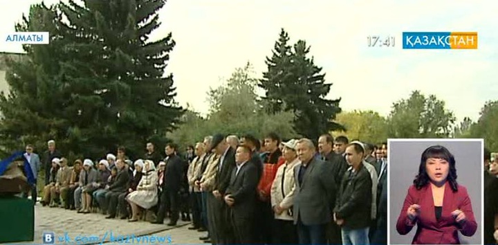 Таласбек Әсемқұловты ақтық сапарға шығарып салды