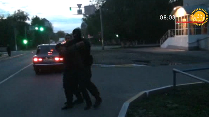 СҚО-да есірткі саудасымен айналысқан екі адам ұсталды