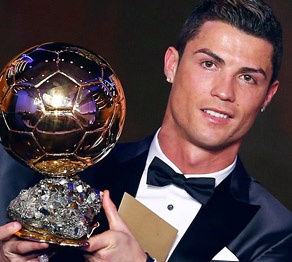 Роналду екінші рет «Алтын допты» иеленді