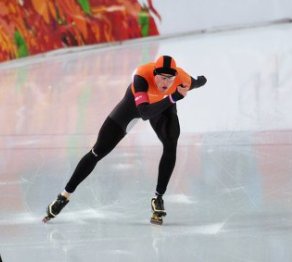 Голландиялық конькимен жүгіруші олимпиадалық рекорд орнатты