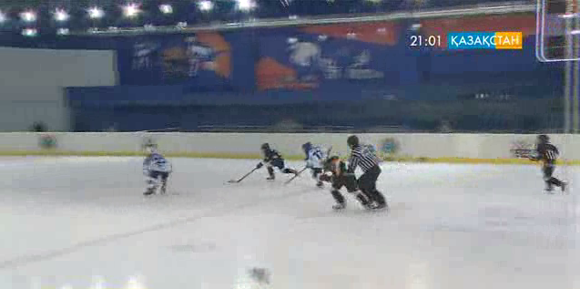 Жасөспірімдер арасында хоккейден ел біріншілігі басталды