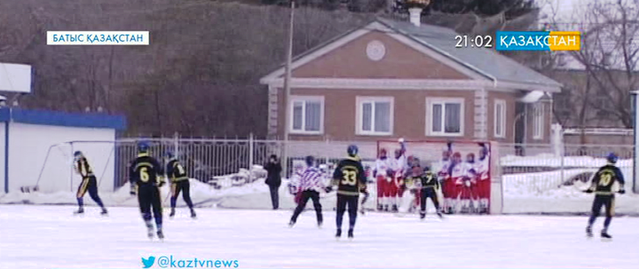 Допты хоккей. «Ақжайық» «СКА Свердловск» командасын жеңді