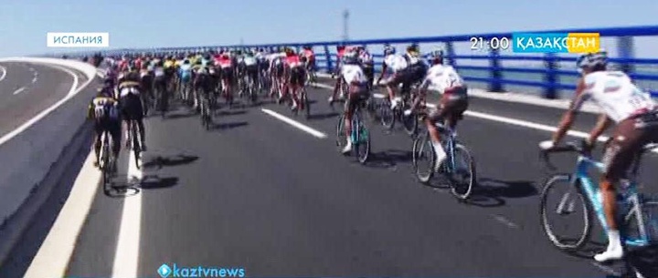 «Вуэльта» велобәйгесінің 4-кезеңінде жалпы есептегі үздіктер үштігі өзгерген жоқ