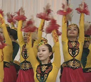 Үздіктер сынға түсті