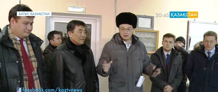 Сәрсенғали Монтаев кремнийлі тау жынысынан жасанды шағыл тас дайындаудың әдісін ойлап тапты