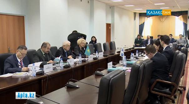 Орталық сайлау комиссиясы лингвистикалық комиссия мүшелерін бекітті