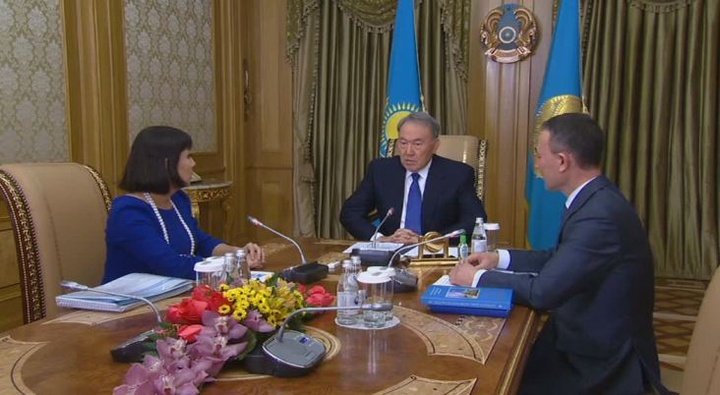 Президент Аружан Саин мен Азат Шәуеевті қабылдады