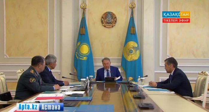 Нұрсұлтан Назарбаев Қарулы Күштерді жаңғырту мәселелері жөнінде кеңес өткізді