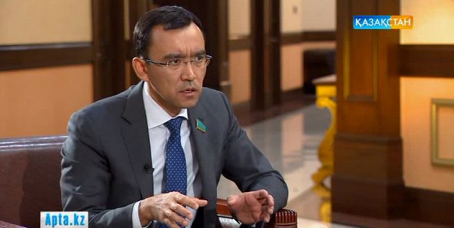  «Apta.kz»-те - Қазақстан Республикасы Парламенті Мәжілісінің депутаты  Мәулен Әшімбаев