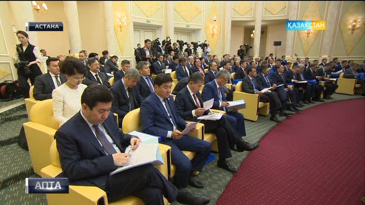 Сананы жаңғыртуға бағытталған 6 бастаманың алғашқысы - латын әліпбиіне көшу