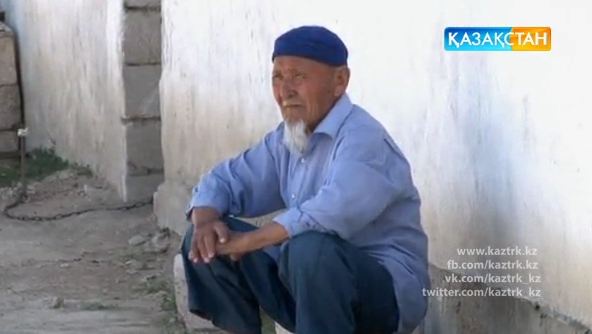   85 жастағы қария Рахман Қазиев үш бірдей мүгедек баланы жалғыз асырап отыр (ВИДЕО) 