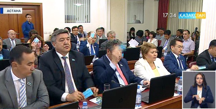 Бүгін Астана қаласы мәслихатының кезекті сессиясы өтті